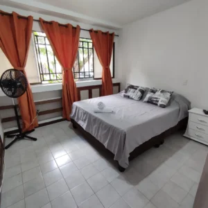 Habitacion cama queen apartamento amoblado en sur Cali para alquiler por días