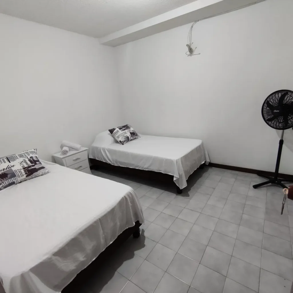 Habitacion auxiliar apartamento amoblado en sur Cali para alquiler por meses