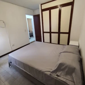 Habitacion con closet apartamento amoblado cali sur por meses