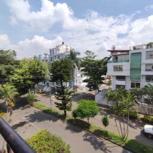 Vista a la ciudad apartamento amoblado Cali para alquiler por dias