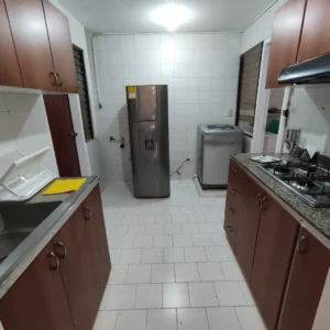Cocina equipada apartamento amoblado cali sur